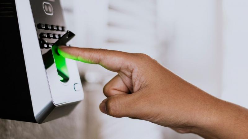 Como a Catraca Eletrônica Biométrica Melhora a Segurança e a Praticidade